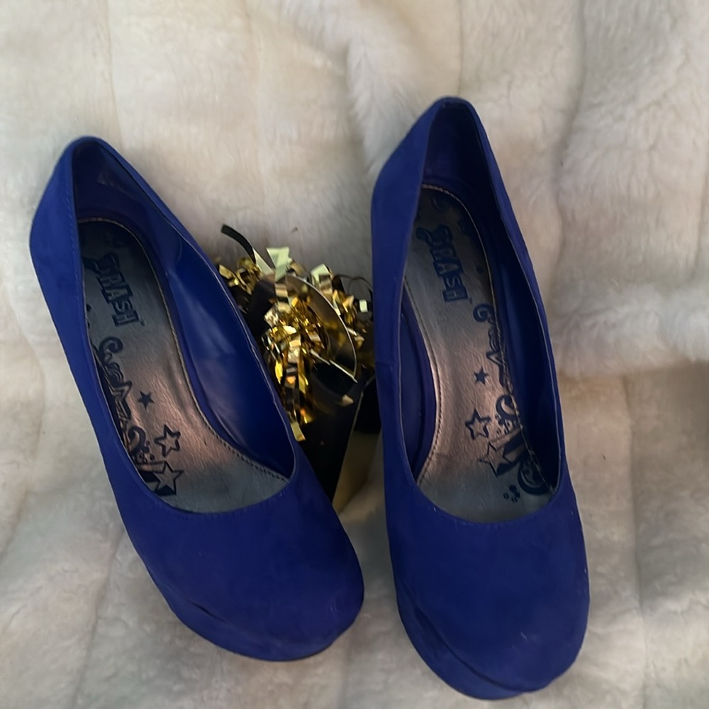 High heels - Picture 4 of 5